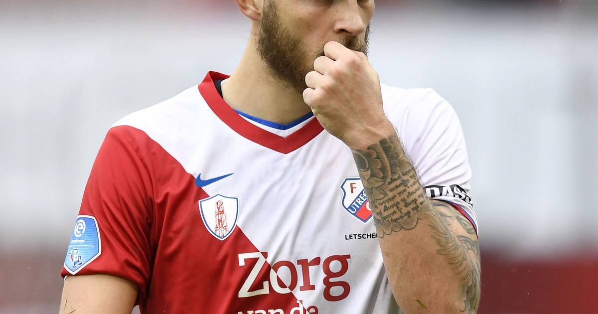 iets heroïsch Een trouwe FC Utrecht vanaf volgend seizoen in shirts van Nike | Utrecht | AD.nl