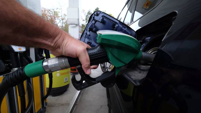 Après un plein, certaines stations-service bloquent plus de 300 euros sur le compte d’automobilistes: explications