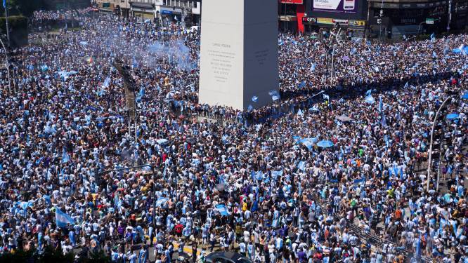 Miljoenen dolgelukkige fans vieren in Buenos Aires, Rosario, Barcelona en Napels wereldtitel van Argentinië 