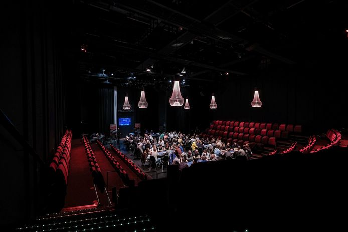 2018: een pokertoernooi in de Doetinchemse schouwburg Amphion.