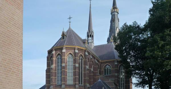 Je koopt al een kerk voor de prijs van een rijtjeshuis, maar wat doe je ermee? - Eindhovens Dagblad