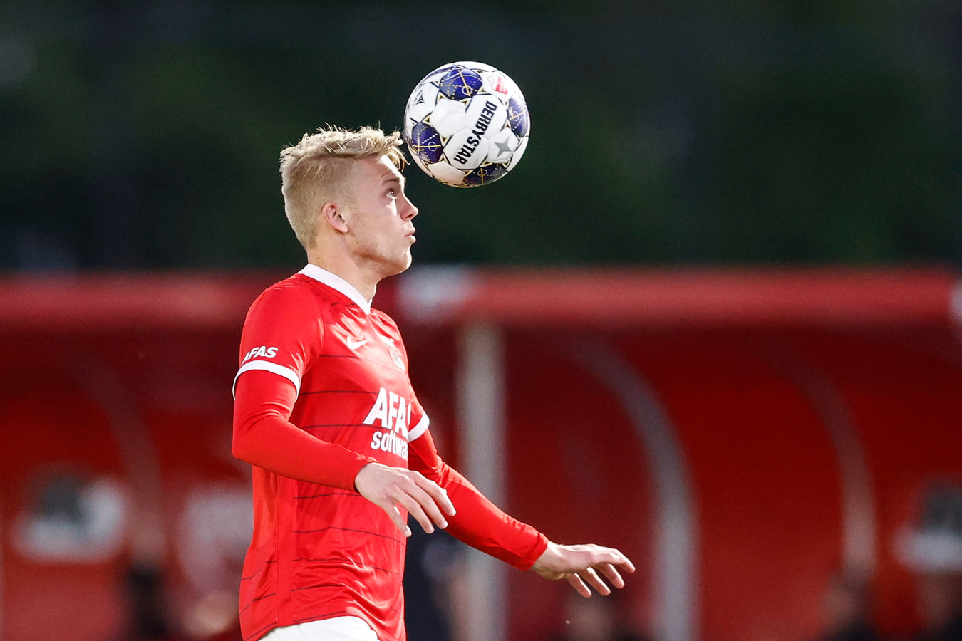 Officieel NAC heeft beloftevolle AZverdediger Tijs Velthuis binnen