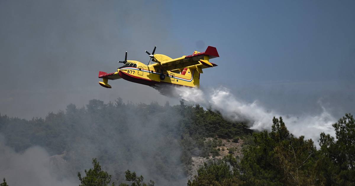 Greek minister: ‘anti-social’ and ‘obscene’ arsonists will be prosecuted |  outside