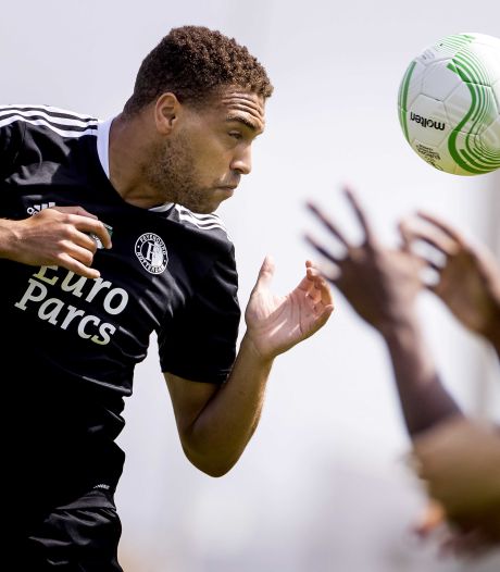 Cyriel Dessers wil bij Feyenoord in voetsporen Pierre van Hooijdonk treden: ‘Je kan ons wel met elkaar vergelijken’