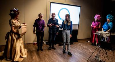 Jonge en oude Steenselnaren kunnen nieuws over het dorp nu met elkaar delen via buurtapp