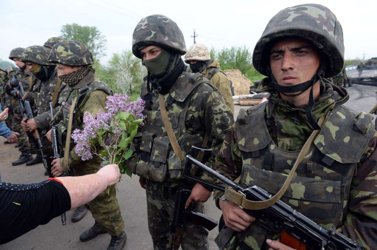 Укр солдат. Украинская армия до 2014. Украинские солдаты 2014. Армия Украины 1992. Украинский военный до 2014.