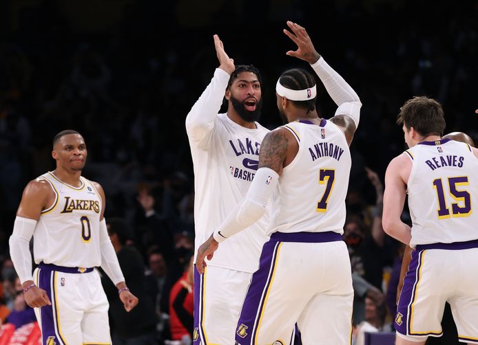 Carmelo Anthony a guidé les Lakers vers leur première victoire contre Memphis.