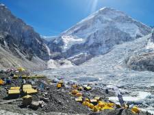 La justice ordonne de limiter le nombre de permis pour l’ascension de l’Everest