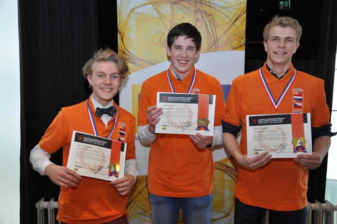 Bernrode wint nationale finale met biologie, natuurkunde en scheikunde ...