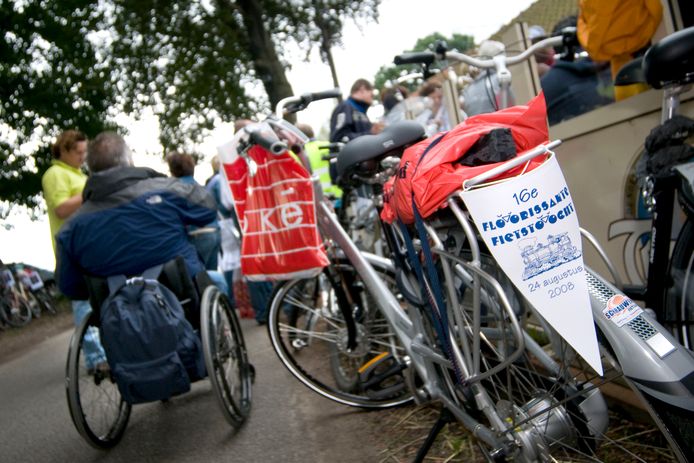 De Floorissante Fietstocht trok in die 25 jaar dat het evenement gehouden werd steevast een paar honderd enthousiaste trappers.