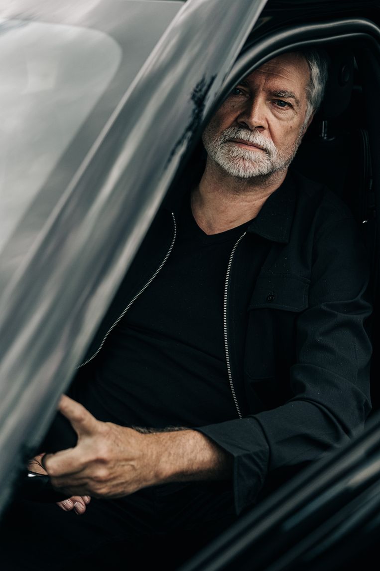 Luc Janssen: ‘Tijdens de coronacrisis hield ik me bezig met het ordenen van mijn muziekcollectie, en toen moest ik toch wel toegeven dat ik veel crap tegenkwam.’ Beeld Wouter Van Vooren