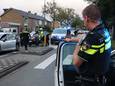 Er zijn zaterdagavond elf personen aangehouden op de Groenewoudlaan in Waalwijk na een vechtpartij.