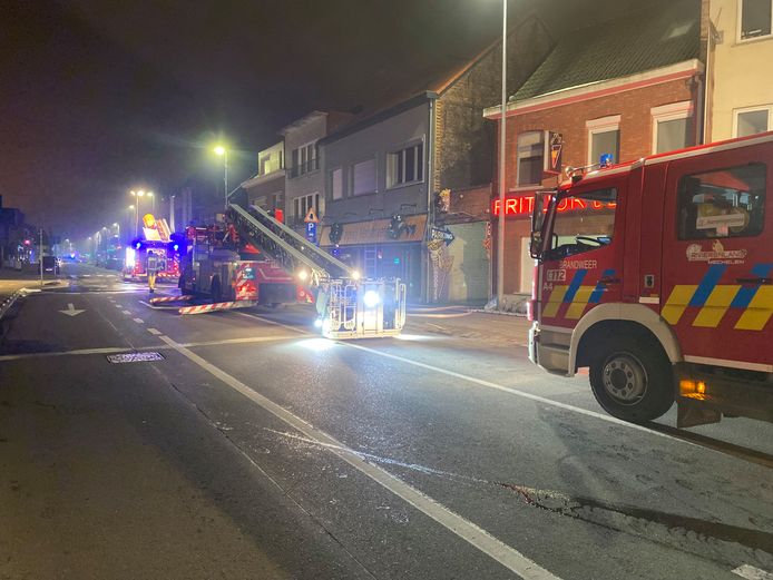 BONHEIDEN - In Bonheiden Dorp brak donderdagochtend een brand uit in de achterbouw van een beenhouwerij.