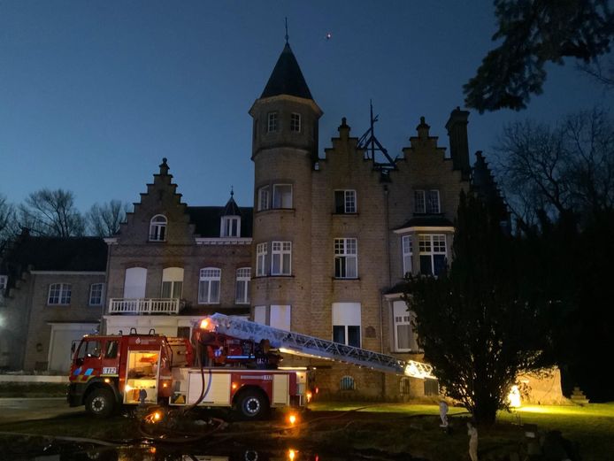 Brand kasteel Veurnestraat De Panne