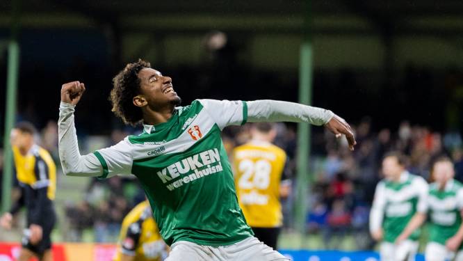 Droomdebuut Tidjany Touré bezorgt FC Dordrecht een zalige avond tegen FC Eindhoven