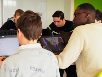 220 miljoen euro voor 450.000 laptops: Signpost en katholieke scholen hebben grootste contract in Benelux