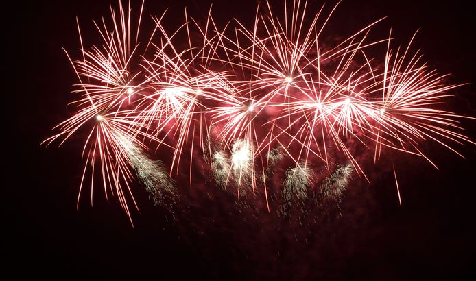 Vuurwerk is een feestelijke traditie.