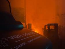Brandweer Haaglanden zet grote brand in scène