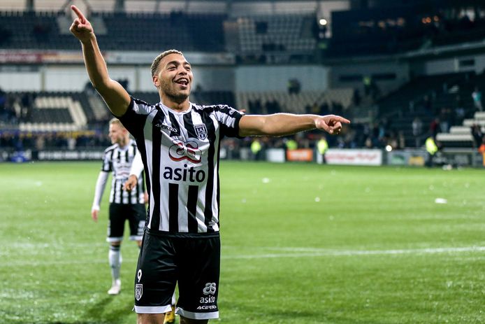 Topscorer Eredivisie Nu Anonieme Bankzitter In Belgie Buitenlands Voetbal Ad Nl