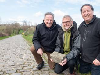 Wat als dit trio dertig jaar geleden de kasseien van De Ronde niet had verdedigd? “Bewoners én politici verfoeiden ons: zij wilden comfortabele asfaltwegen”