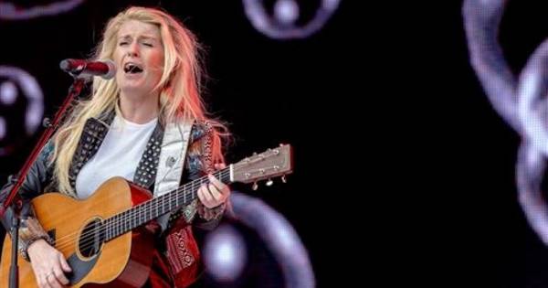 Miss Montreal schrijft lied over motorclub Collendoorn | Hardenberg - De Stentor