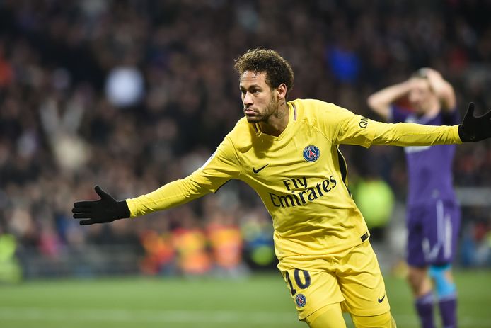 Neymar juicht.