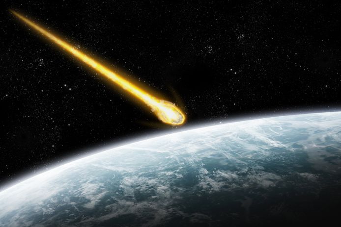 Een illustratief beeld van een meteoriet die onze atmosfeer binnendringt.