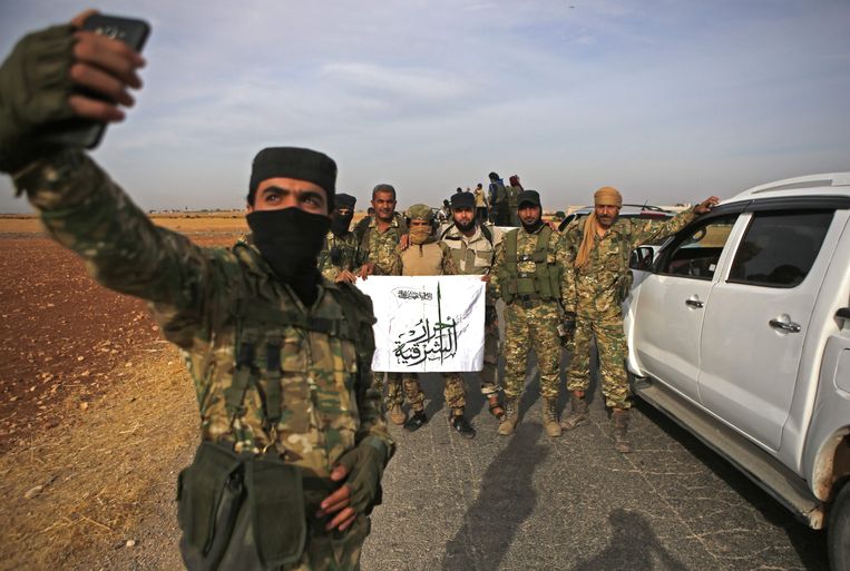 Erdogan: Turkije stopt aanval in Noord-Syrië niet, 'wat anderen ook zeggen' - Volkskrant