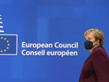 Standing ovation des dirigeants de l'UE pour saluer le départ d'Angela Merkel