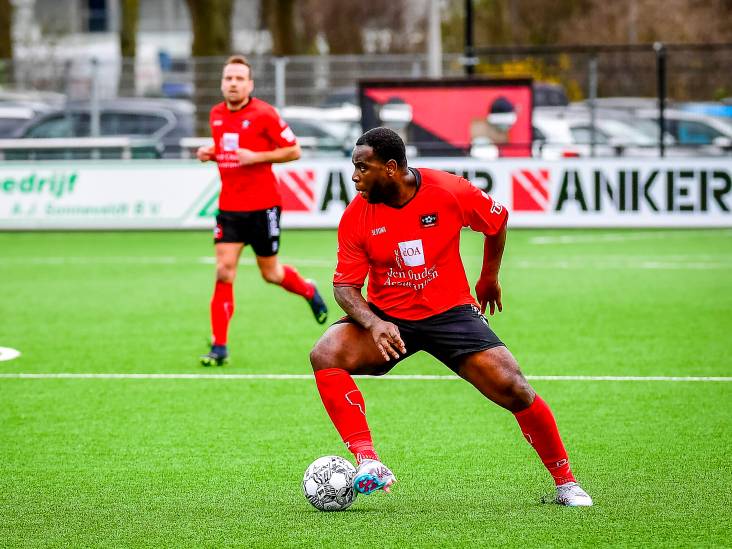 Rowendey Schoop kijkt niet in wrok terug op periode bij Ajax: ‘Dat pakt niemand me meer af’