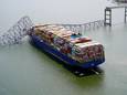 Vrachtschip Dali botste op een van de peilers van de beroemde Francis Scott Key Bridge in Baltimore, Verenigde Staten. (26/03/24)