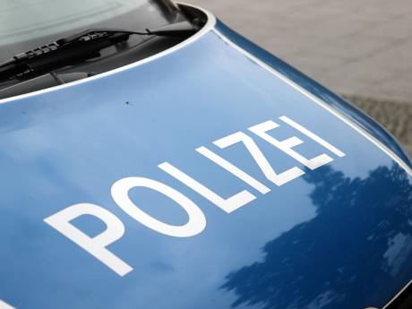 Frontale aanrijding in Gronau: Enschedese vrouw (68) komt bij ongeval om het leven