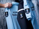 Man filmde stiekem jaar lang in dameskleedkamer marechaussee; slachtoffer is verdrietig en boos