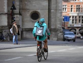 Gsm in de hand, veel te snel en in verboden richting rijden: tal van koeriers krijgen proces-verbaal in Leuven