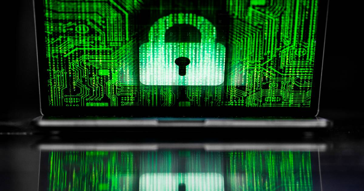 Oudere vrouw uit Landhorst voor 70.000 euro opgelicht door bankcriminelen