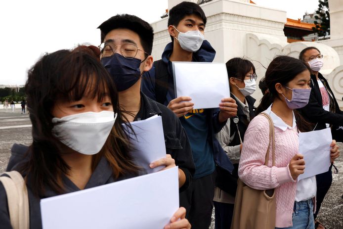 De voorbije week kwamen er heel wat ontevreden Chinezen op straat om te protesteren tegen het zero-COVID-beleid in hun land. Het symbool van hun protesten was een wit blad papier.