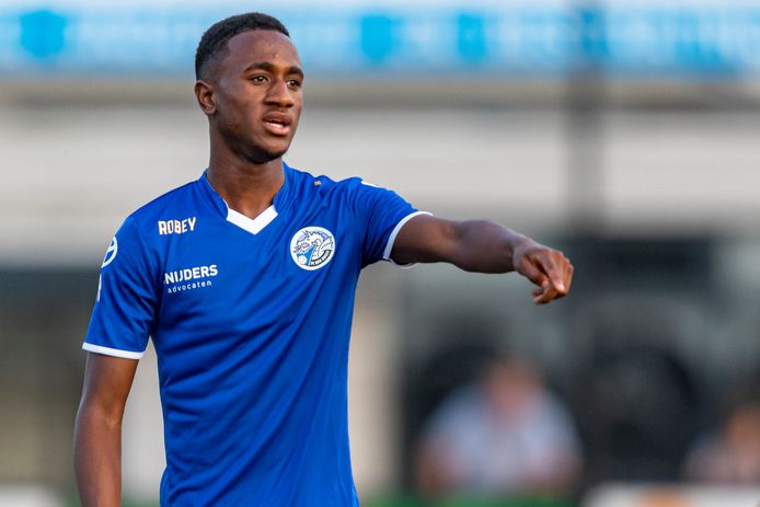 Kevin Felida vindt het geen straf om nog steeds bij FC Den Bosch te ...