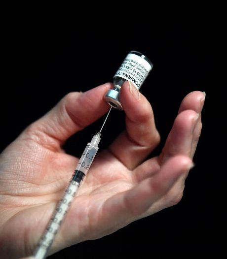 La Commission européenne approuve le vaccin Pfizer/BioNTech pour les 12-15 ans