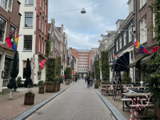 Happy Pride Month! 5 x de leukste Amsterdamse queer kroegen met terras