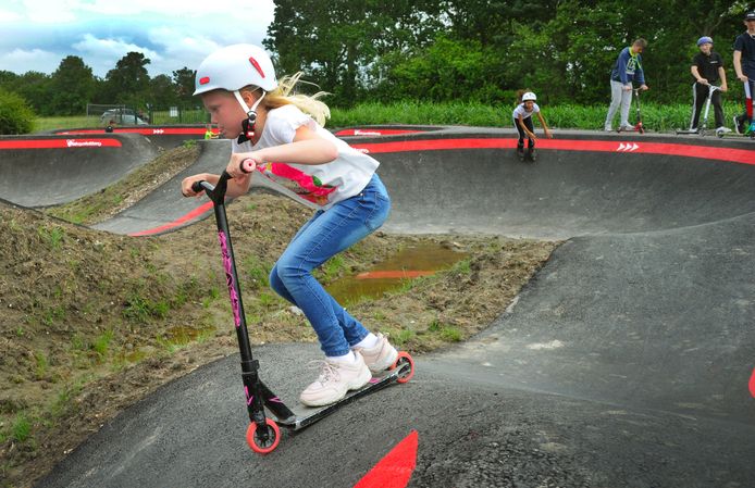 De nieuwe pumptrackbaan in Domburg is heel populair en bracht CDA'er Bert Kollen op het idee om ook zo'n baan in Middelburg aan te leggen.