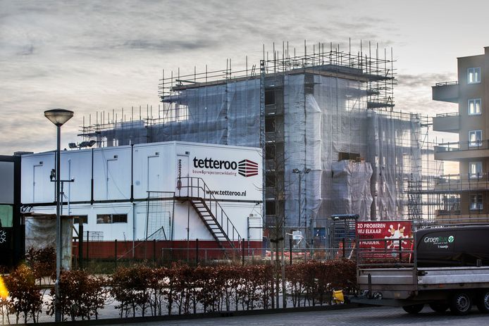 Drie bouwprojecten aan de Laan van 't Haantje dreigen door het faillissement van Tetteroo niet afgebouwd te worden