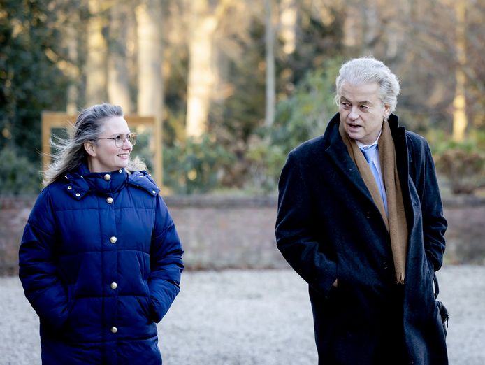 Archieffoto: Fleur Agema en Geert Wilders (PVV) arriveren op landgoed De Zwaluwenberg in Hilversum.