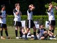 De EDS-spelers zien het tot hun ontzetting fout gaan in de strafschoppenserie tegen Go Ahead.