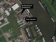 De locaties aan de Rivierkade in Geertruidenberg waar de 2 buurbedrijven gevestigd zijn.