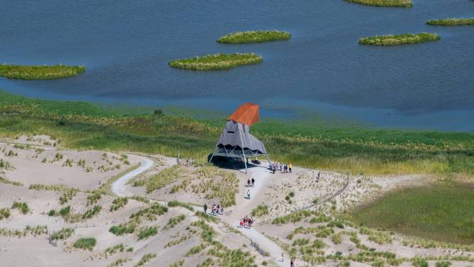 Wil je Nederland eens van boven bekijken? In deze 10 uitkijktorens kijk je je ogen uit