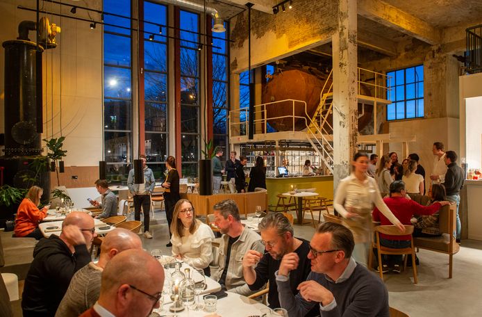 Restaurant Blossem, het nieuwste project van de Beyond Taste-groep uit Oosterhout, gaat donderdag van start in Breda. Vorige week was er een proefavond.