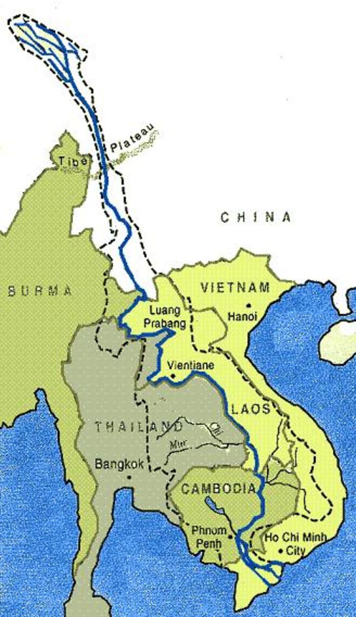 De Mekong-rivier is ruim 4.900 kilometer lang en loopt achtereenvolgens door de Zuidoost-Aziatische landen China, Laos, Thailand, Cambodja en Vietnam.
