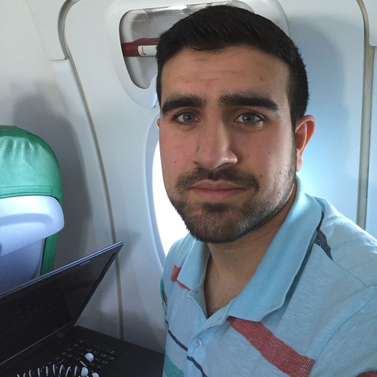 Ali Hosseini vluchtte zelf op zijn 5de vanuit Afghanistan. Beeld  