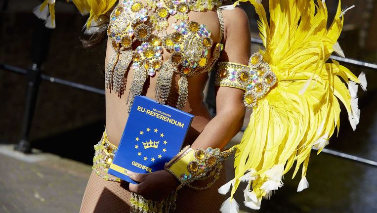 Een Braziliaanse danseres, ingehuurd door GeenPeil. Beeld anp