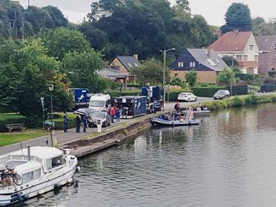 Man dies after jumping into Sambre to save woman in Charleroi